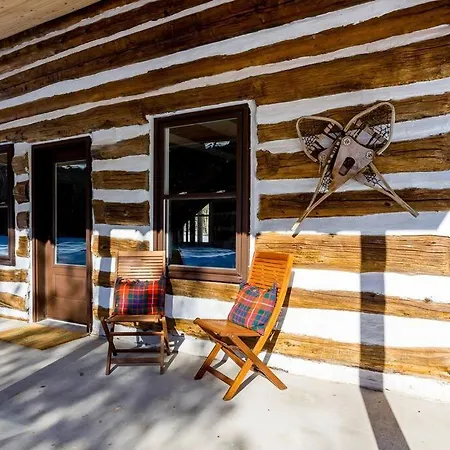 Cottontail Cabin With Hot Tub And Wood Fired Sauna Merrickville Exterior photo