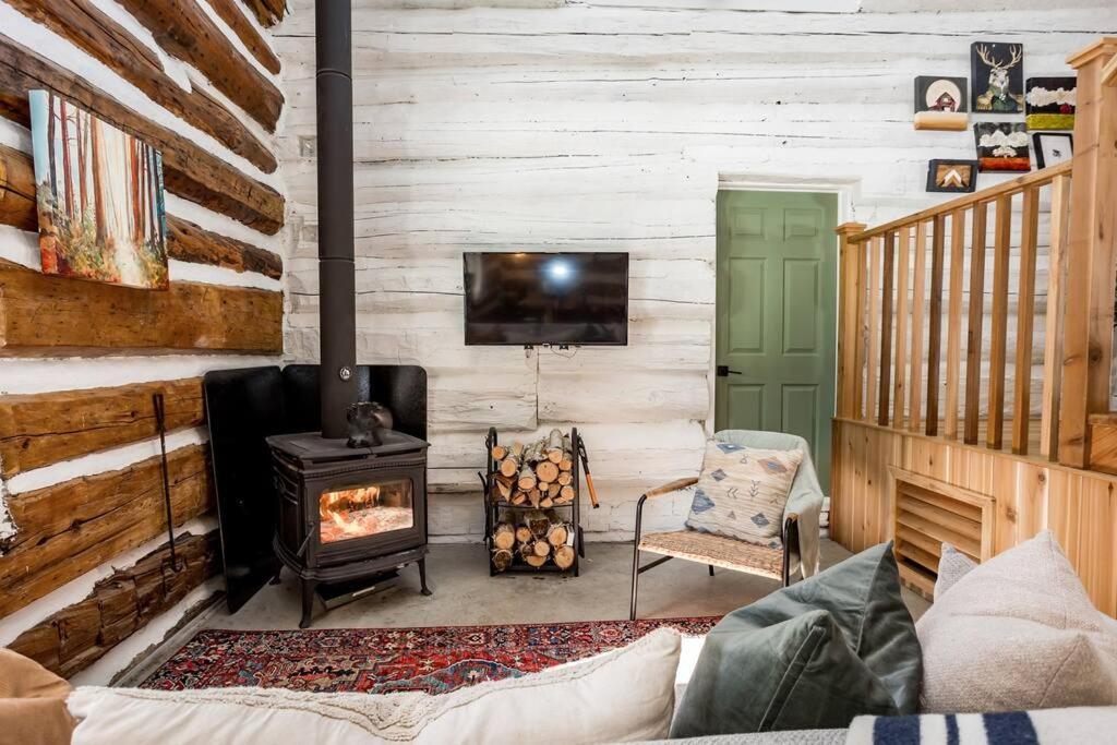 Cottontail With Hot Tub And Wood Fired Sauna Chalet