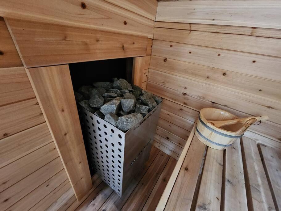 Chalet Cottontail With Hot Tub And Wood Fired Sauna